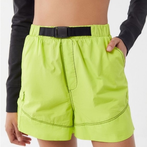 Urban Outfitters Pants - Women’s Bright Green Urban Outfitters Utility Shorts size M